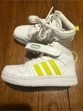 Boys White High-Top adidas shoes brand new no tags.